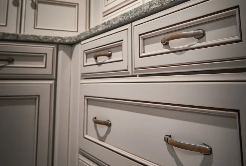 Top Knobs Dakota