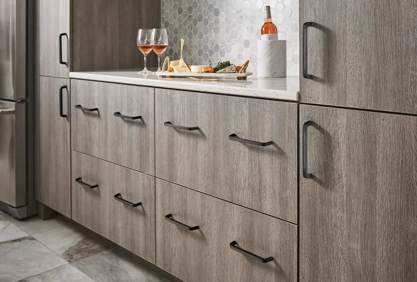 Top Knobs Nouveau