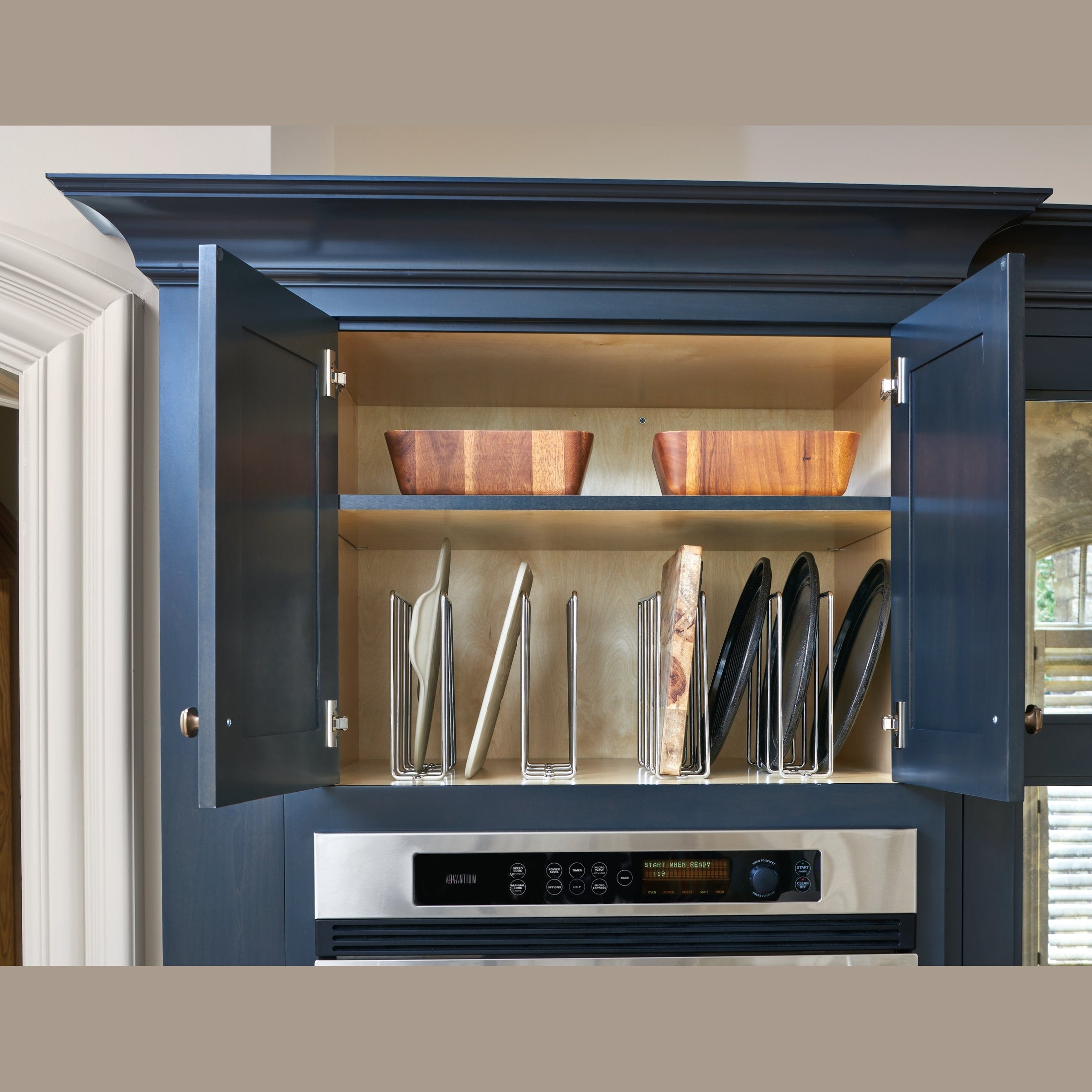 Single U-Shape Chrome Bakeware and Tray Divider