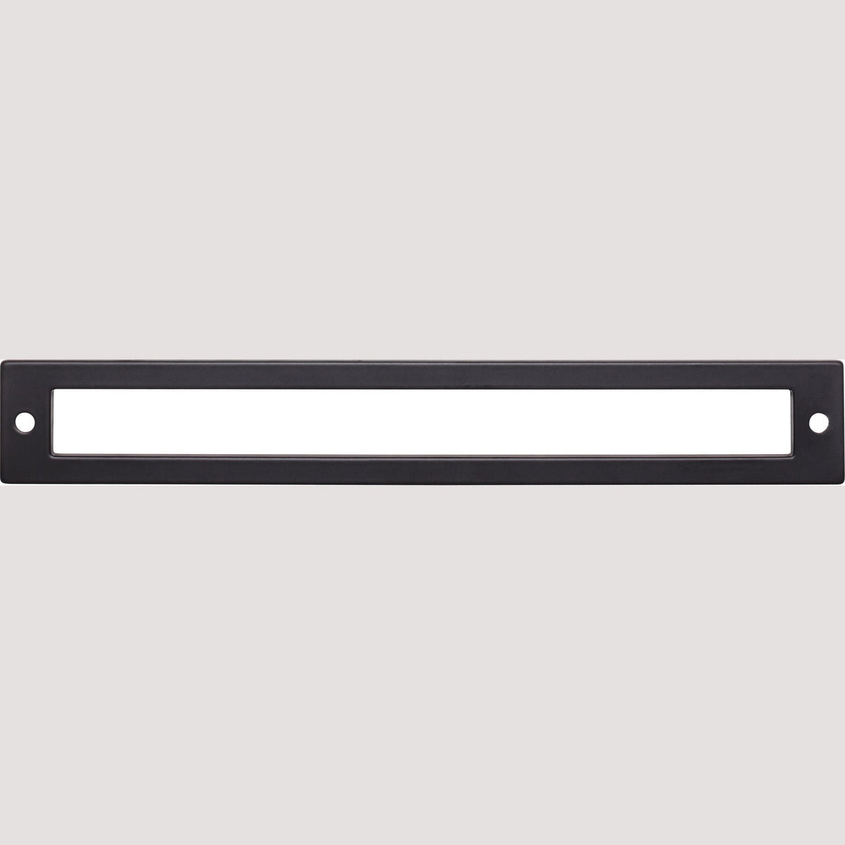 Hollin 7 9/16" Center to Center Pull Backplate