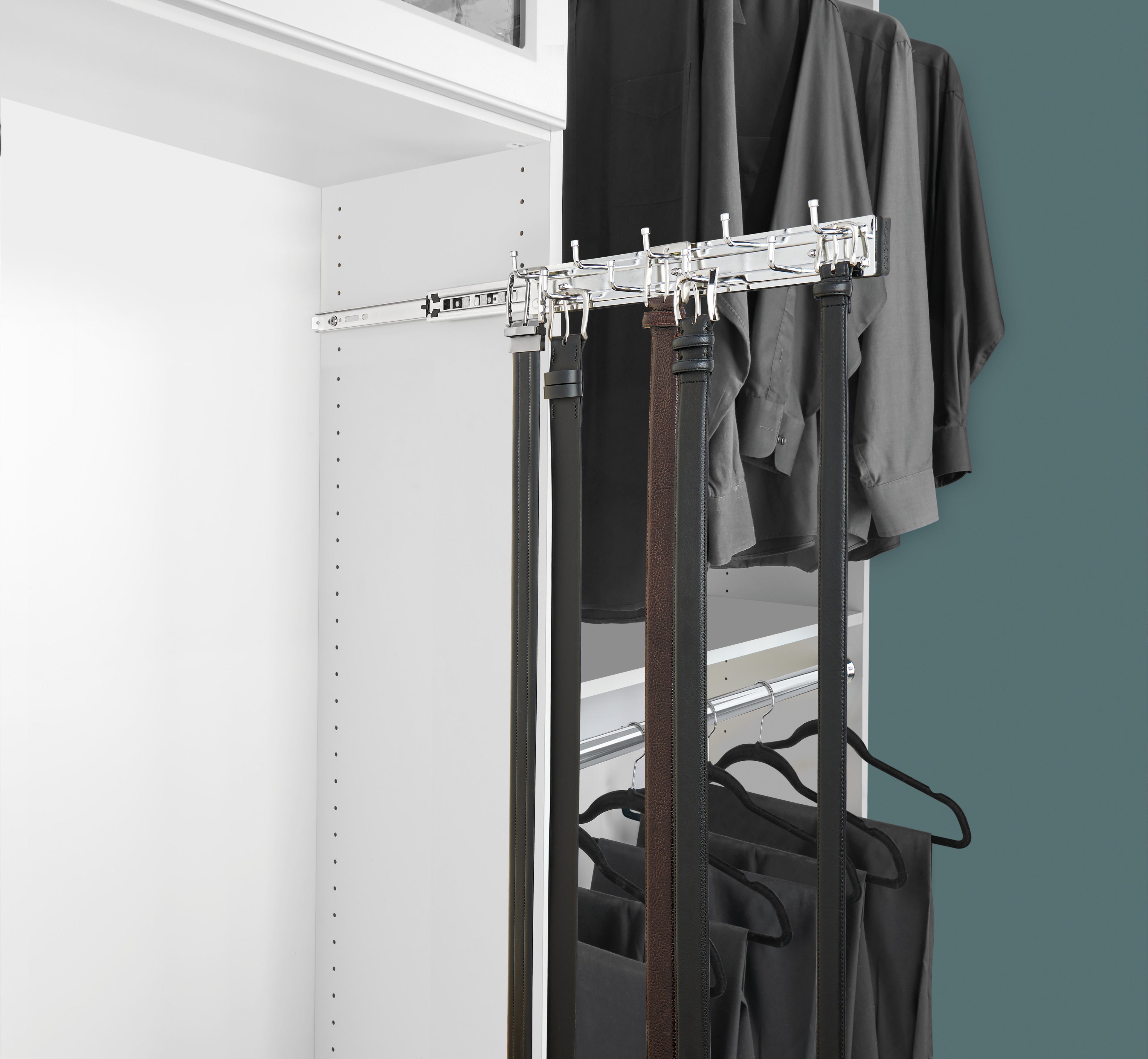 14" Chrome Pullout Side Mount Belt Rack
