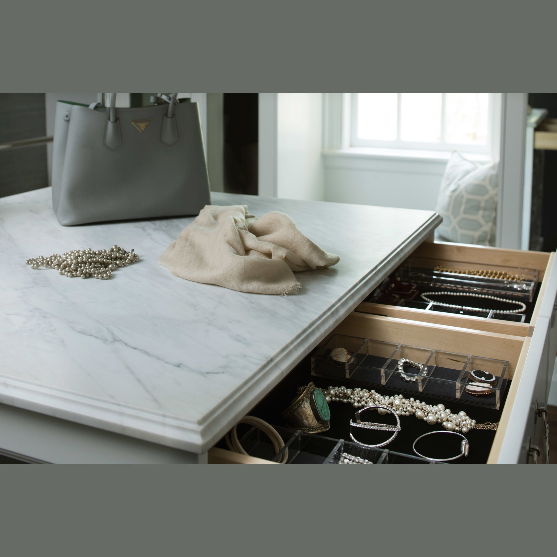 Large Clear Acrylic Jewelry Organizer Drawer Insert